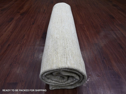 Modern / Contemporary hand-knotted wool rug in Ivory, 8'3" x 9'3" — SKU O022158 (view 9)