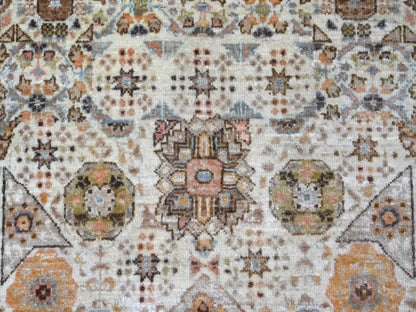 Mamluk Mamluk hand-knotted wool rug in Ivory & Brown, 8'1" x 10' — SKU O022166 (view 8)