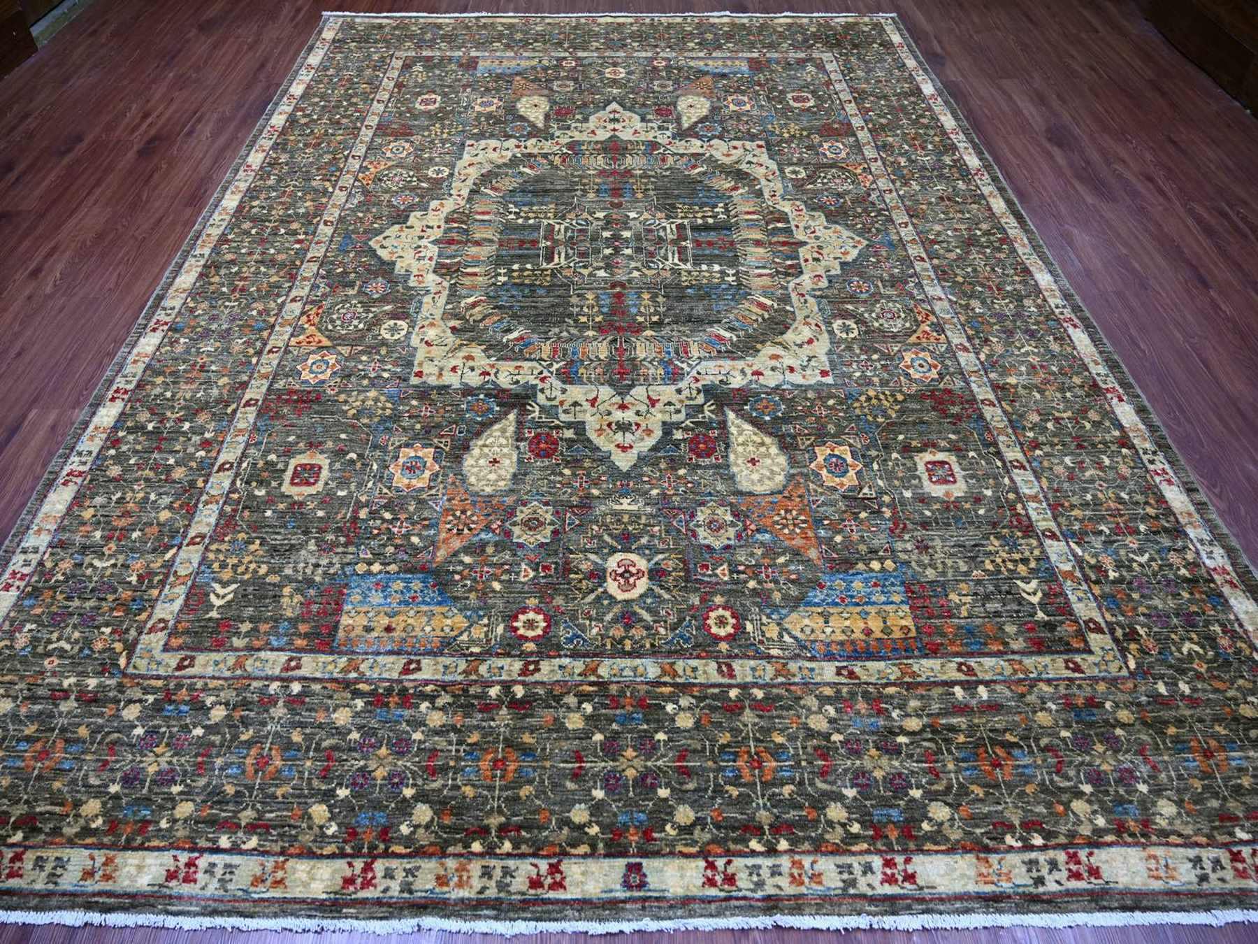 Mamluk Mamluk hand-knotted wool rug in Gray, 8'9" x 11'10" — SKU O022167 (view 2)