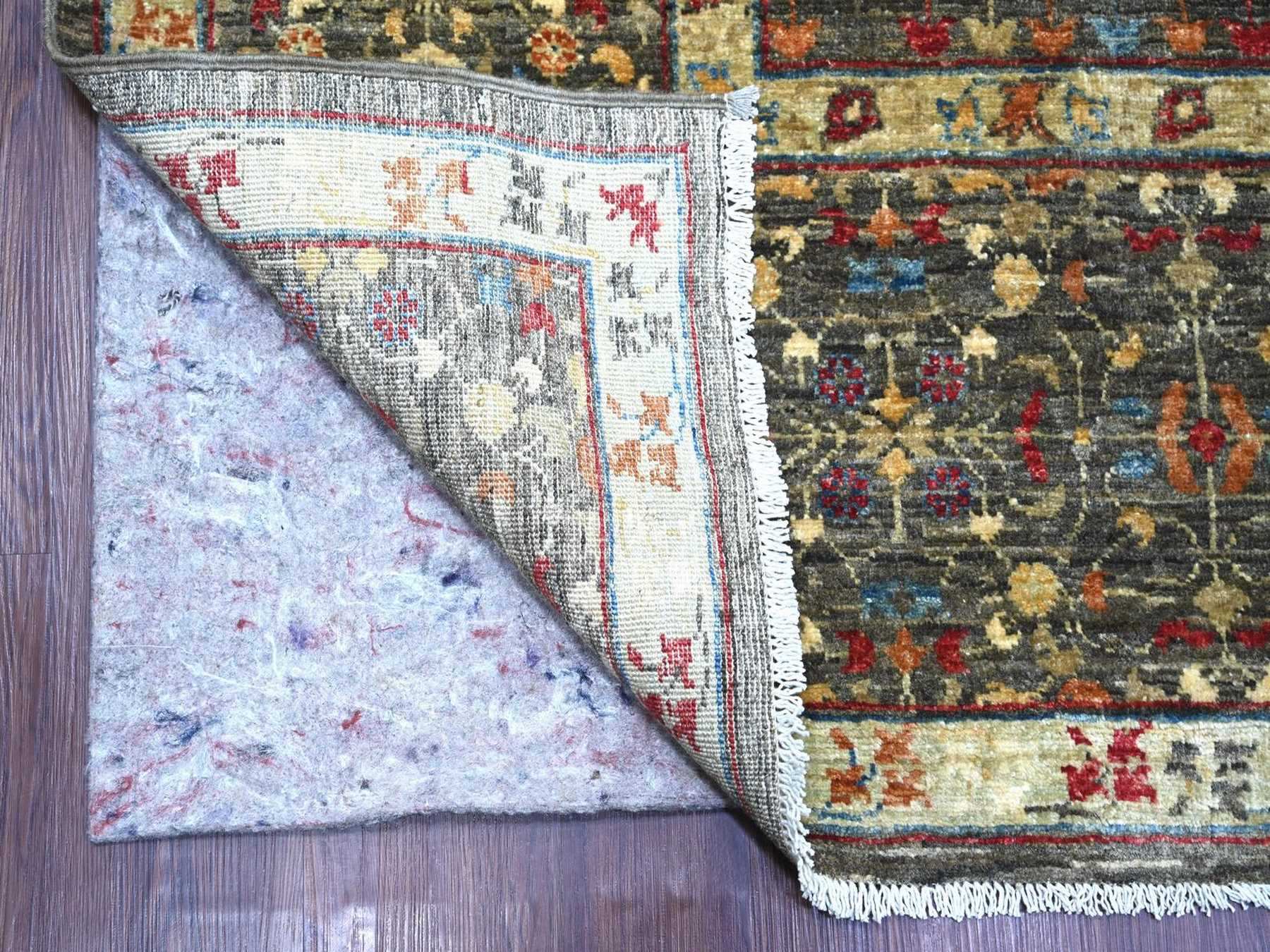 Mamluk Mamluk hand-knotted wool rug in Gray, 8'9" x 11'10" — SKU O022167 (view 4)