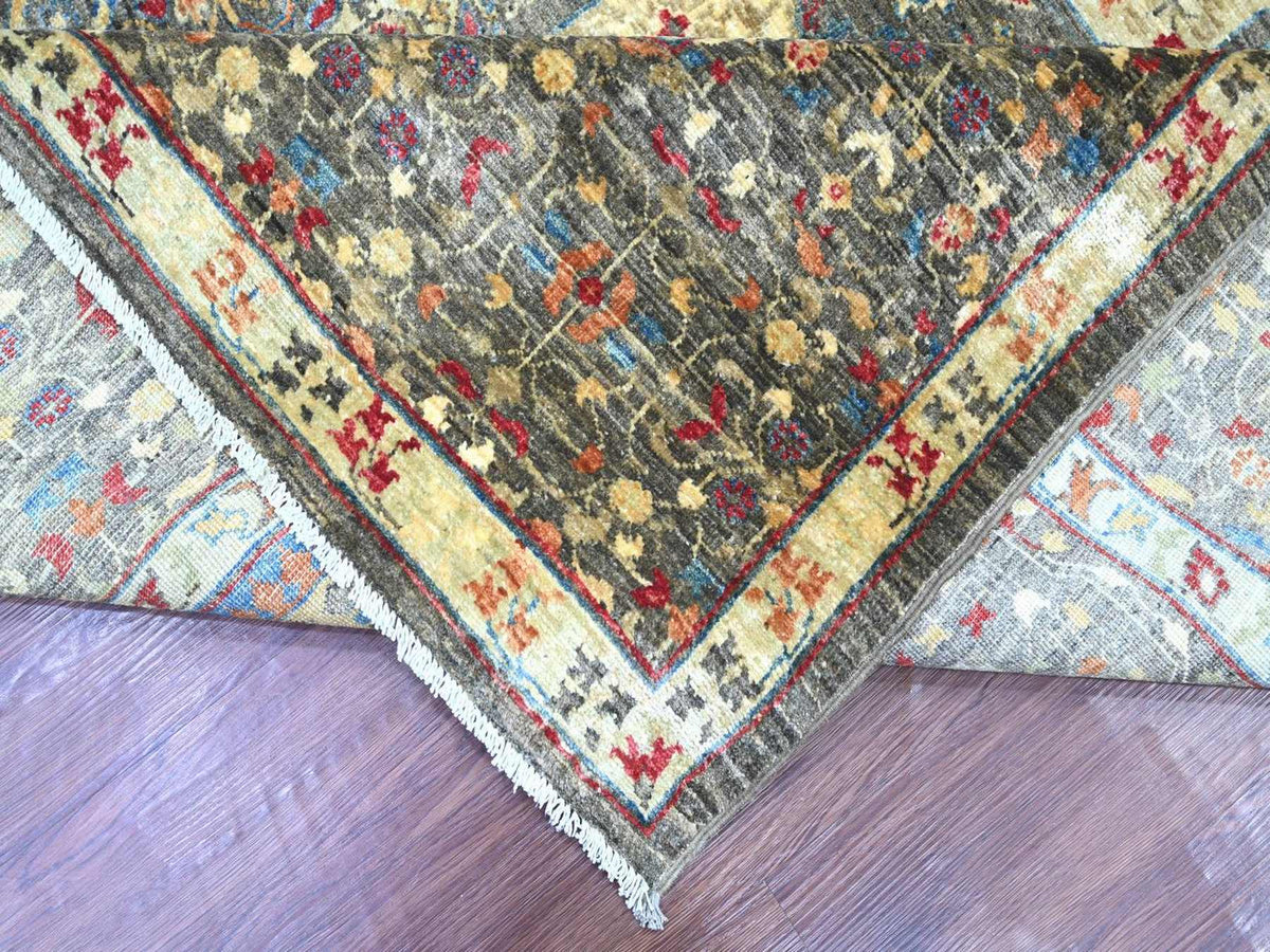 Mamluk Mamluk hand-knotted wool rug in Gray, 8'9" x 11'10" — SKU O022167 (view 6)