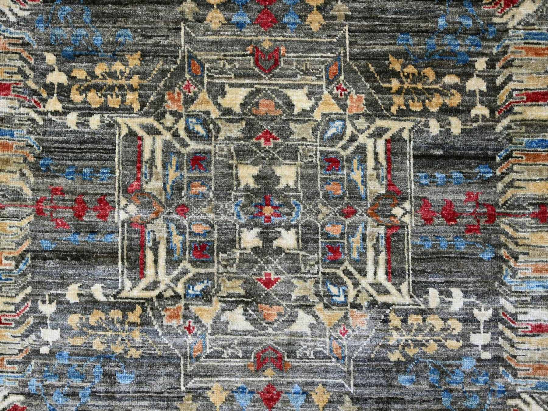 Mamluk Mamluk hand-knotted wool rug in Gray, 8'9" x 11'10" — SKU O022167 (view 8)