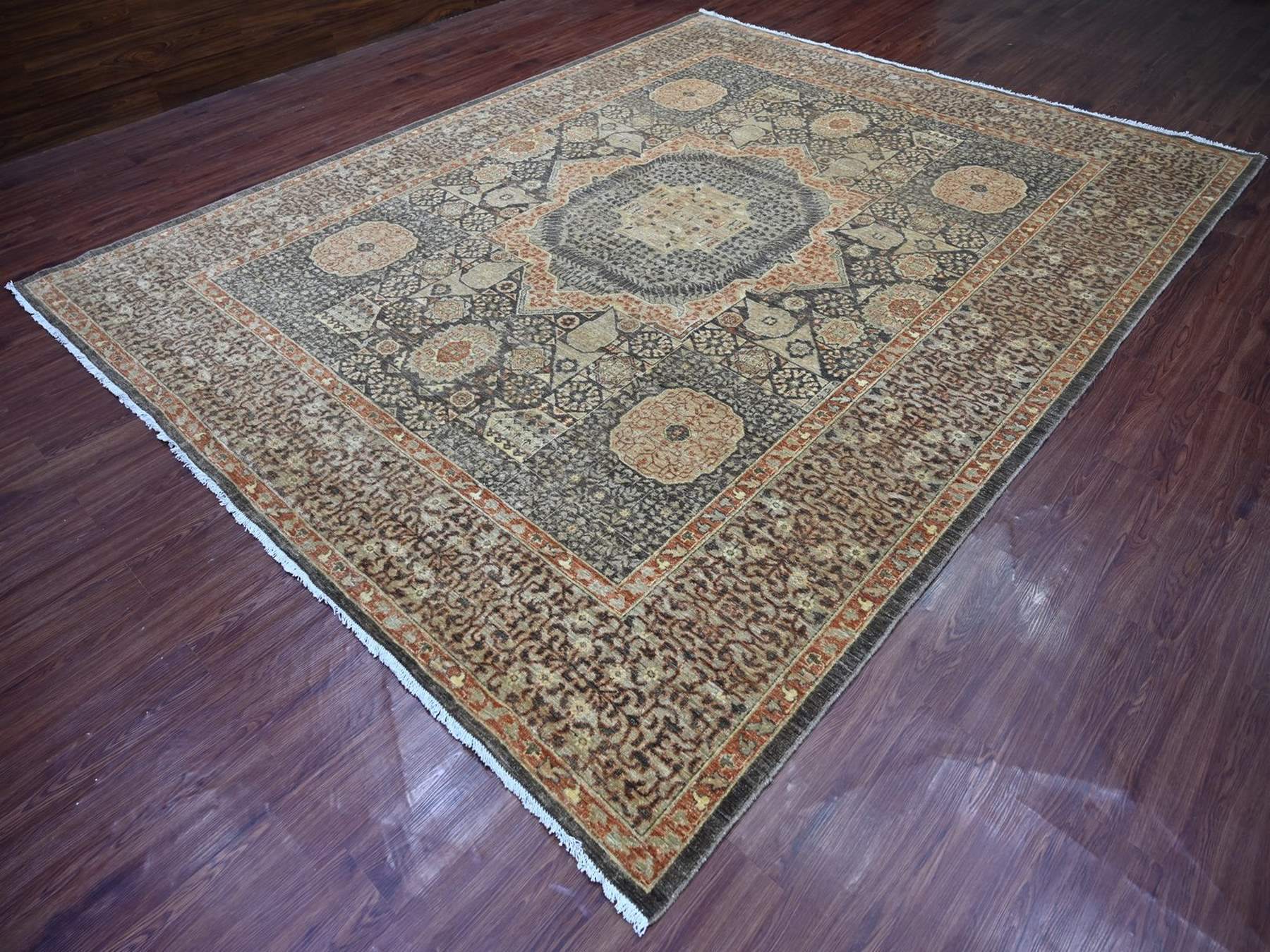 Mamluk Mamluk hand-knotted wool rug in Brown, 9'4" x 11'9" — SKU O022169 (view 3)