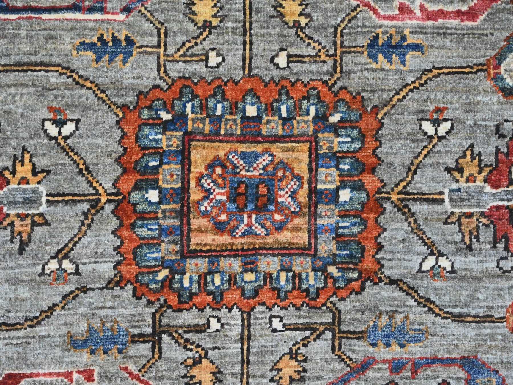 Heriz Tribal & Geometric hand-knotted wool rug in Gray & Marengo Gray, 8'1" x 10'3" — SKU O022173 (view 8)