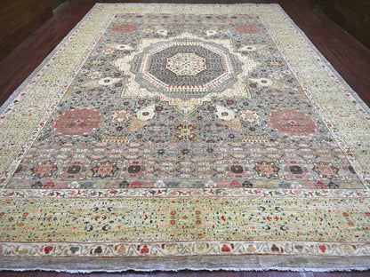 Mamluk Mamluk hand-knotted wool rug in Gray & Green, 12'1" x 15'5" — SKU O022180 (view 2)