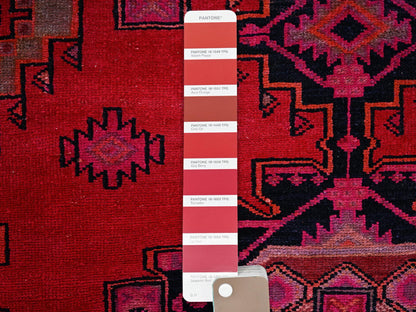 Vintage hand-knotted wool runner in Red, 3'1" x 12'4" — SKU O02220 (view 4)