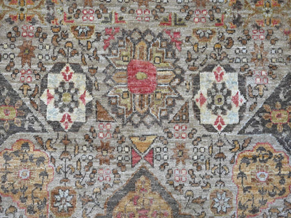 Mamluk Mamluk hand-knotted wool rug in Gray & Green, 9'11" x 13' — SKU O022221 (view 8)