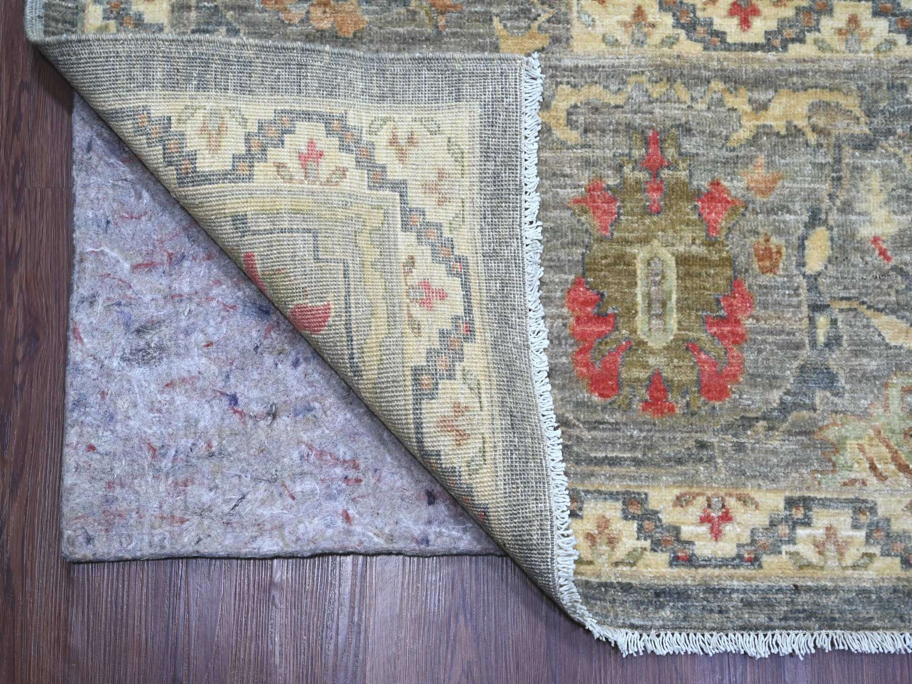 Peshawar Oushak hand-knotted wool rug in Gray, 10' x 13'9" — SKU O022228 (view 4)