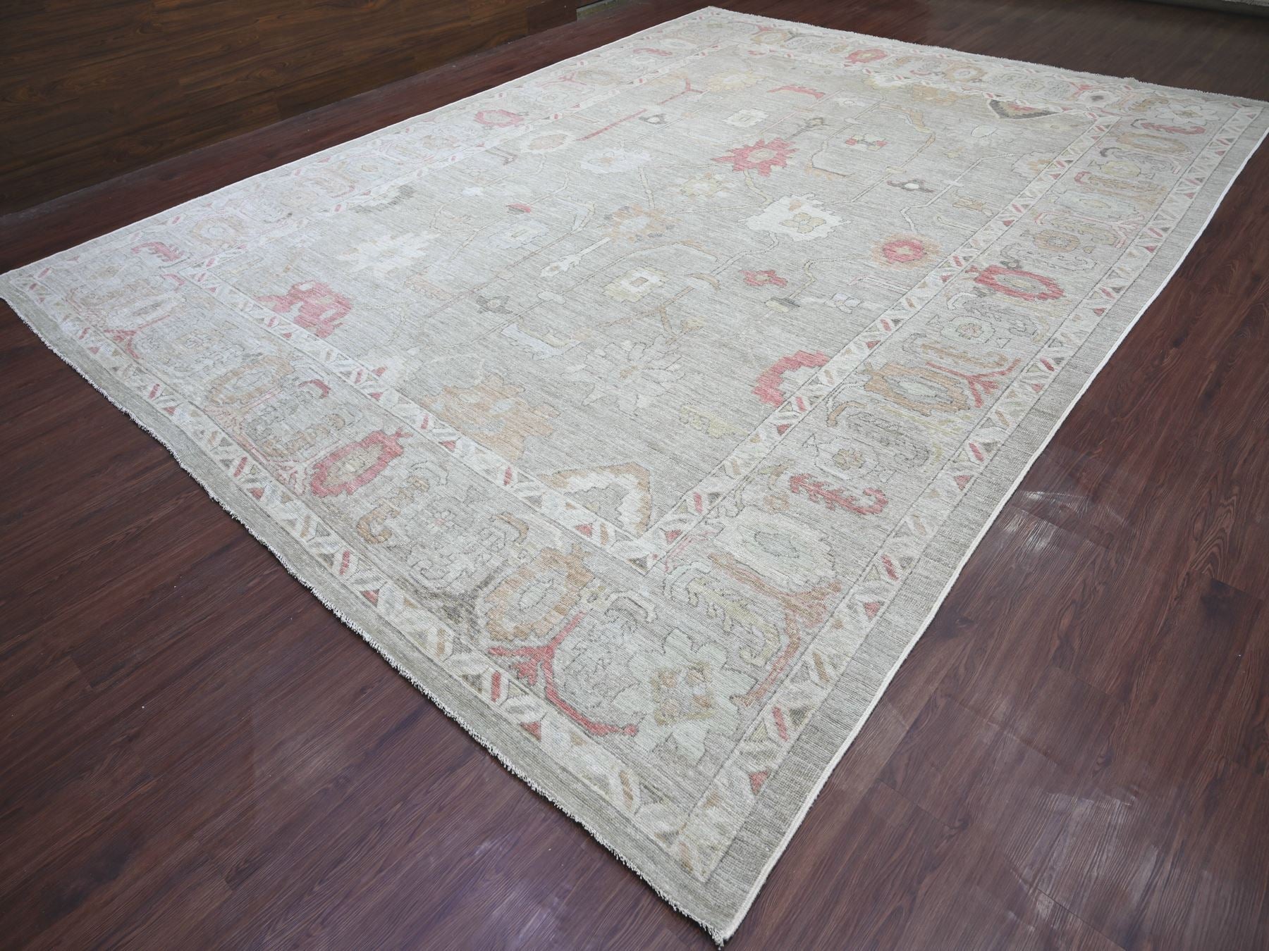 Oushak Oushak hand-knotted wool rug in Gray, 11'8" x 15'4" — SKU O022236 (view 3)