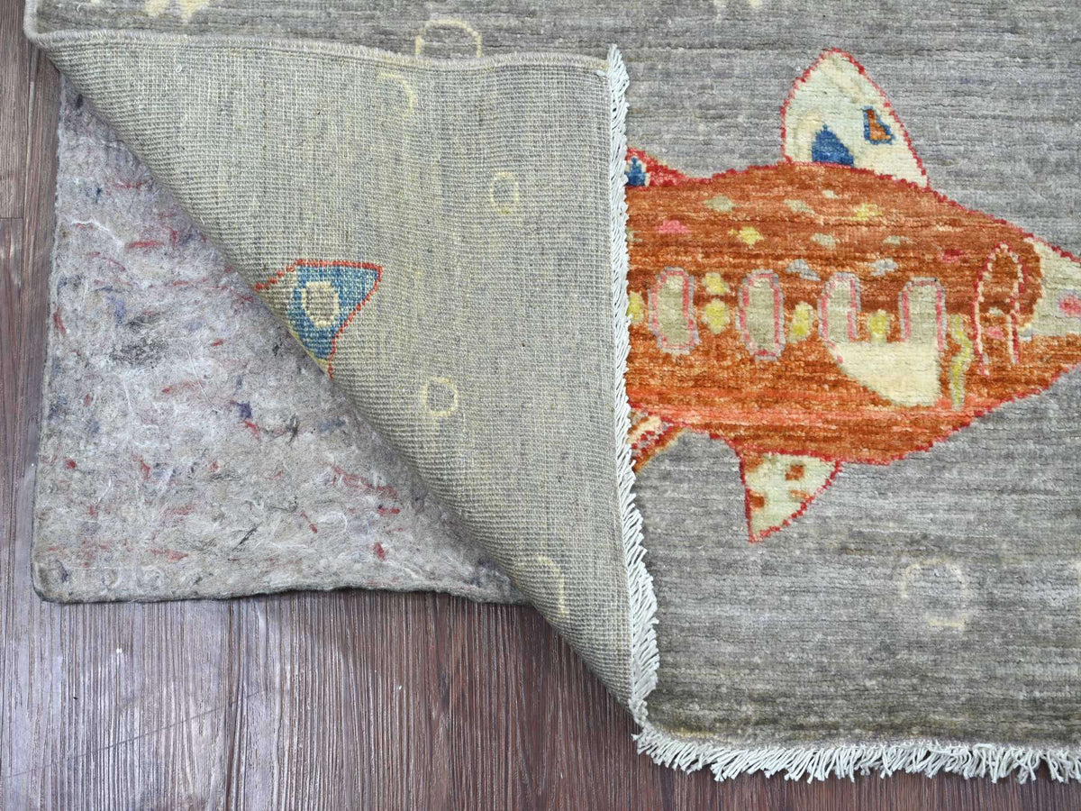 Peshawar Modern / Contemporary hand-knotted wool rug in Gray, 5' x 6'9" — SKU O022243 (view 2)