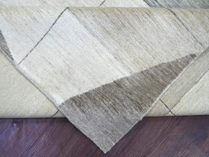 Modern / Contemporary hand-knotted wool rug in Ivory, 8'10" x 11'9" — SKU O022264 (view 6)