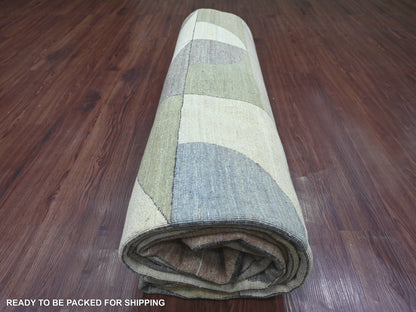 Modern / Contemporary hand-knotted wool rug in Ivory, 8'10" x 11'9" — SKU O022264 (view 9)