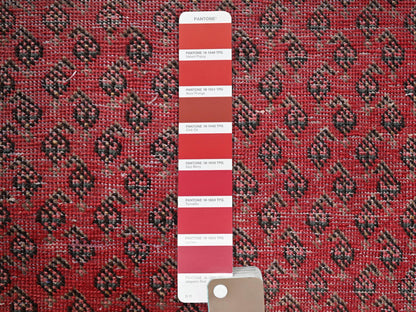 Sarouk Vintage hand-knotted wool runner in Red & Ivory, 3' x 9'5" — SKU O02226 (view 4)