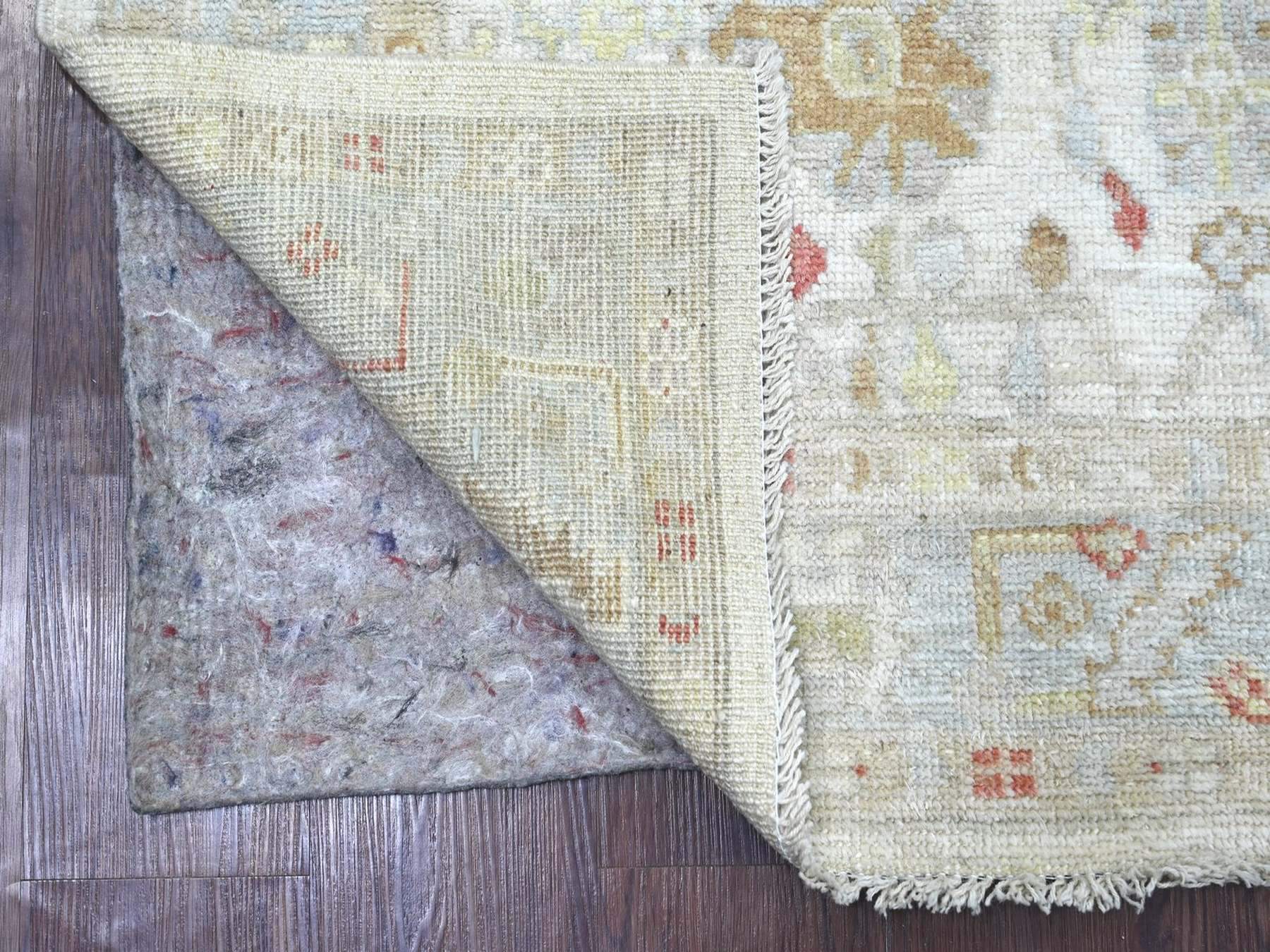 Oushak Oushak hand-knotted wool runner in Ivory & Gray, 4' x 8'3" — SKU O022302 (view 2)