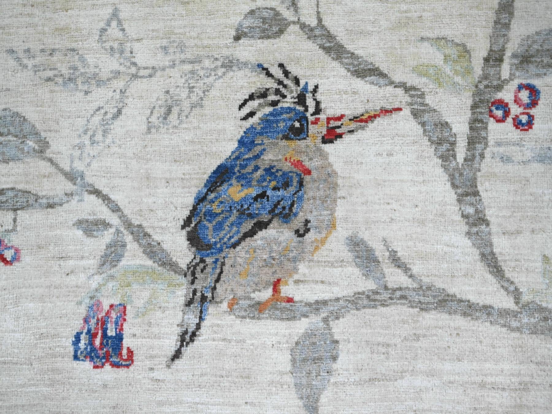 Peshawar Modern / Contemporary hand-knotted wool rug in Ivory, 10'3" x 14'7" — SKU O022341 (view 8)