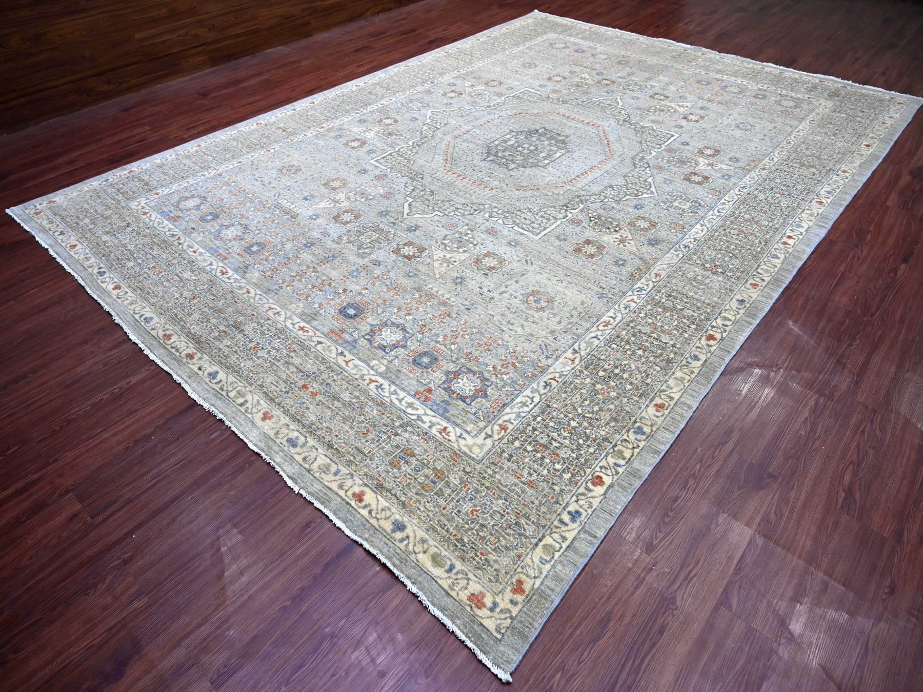 Mamluk Mamluk hand-knotted wool rug in Gray, 9'9" x 13'11" — SKU O022362 (view 3)