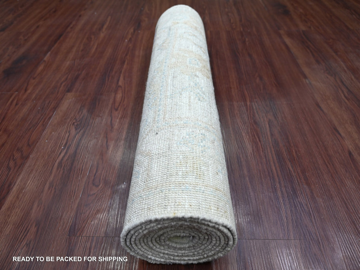Oushak Oushak hand-knotted wool runner in Ivory, 2'6" x 11'3" — SKU O022387 (view 4)