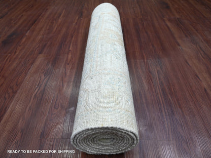 Oushak Oushak hand-knotted wool runner in Ivory, 2'6" x 11'3" — SKU O022387 (view 4)