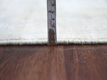 Oushak Oushak hand-knotted wool runner in Ivory, 2'6" x 11'3" — SKU O022387 (view 5)