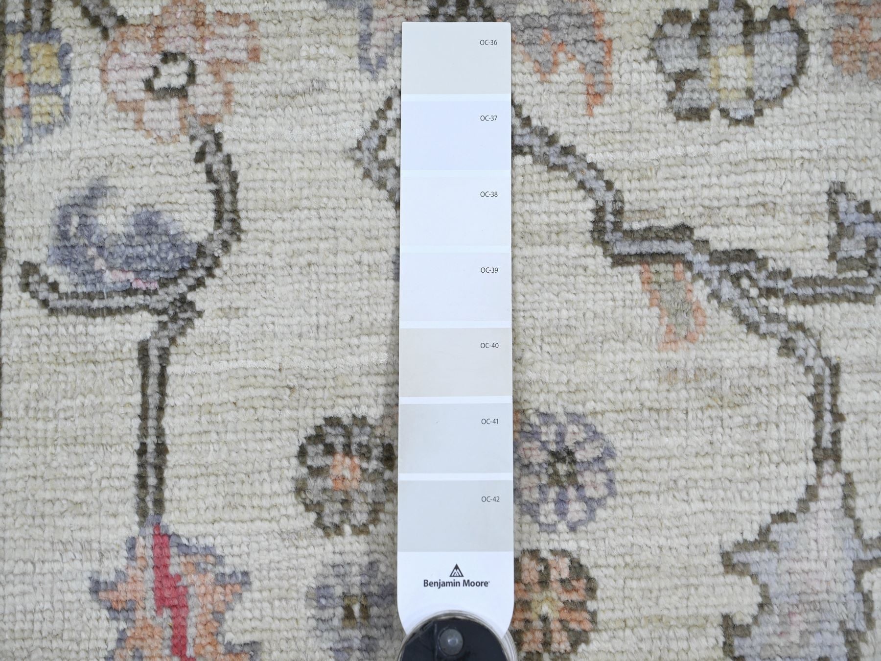 Oushak Oushak hand-knotted wool runner in Ivory, 2'8" x 13'8" — SKU O022393 (view 3)