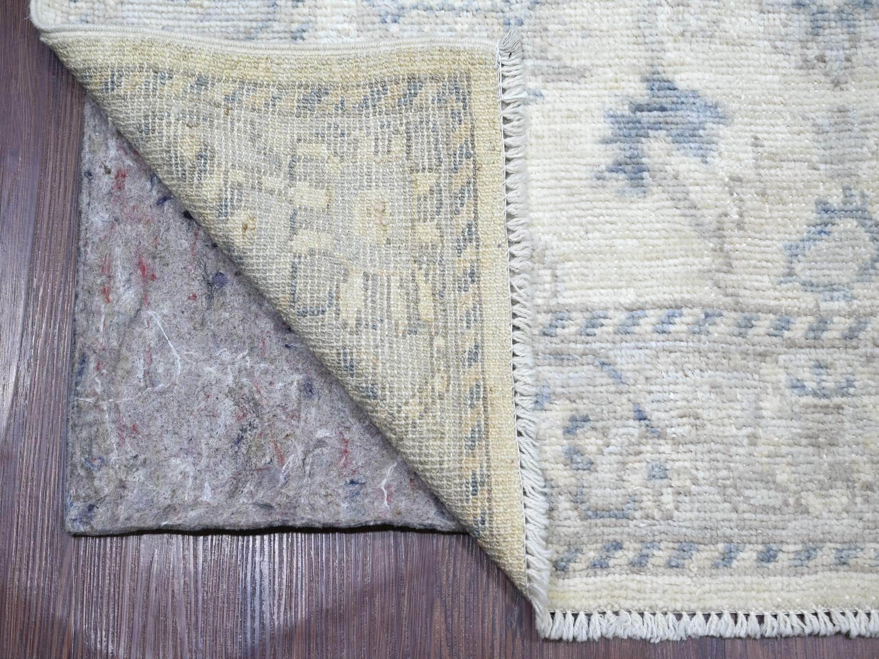 Oushak Oushak hand-knotted wool runner in Ivory & Gray, 3'9" x 18'11" — SKU O022399 (view 2)