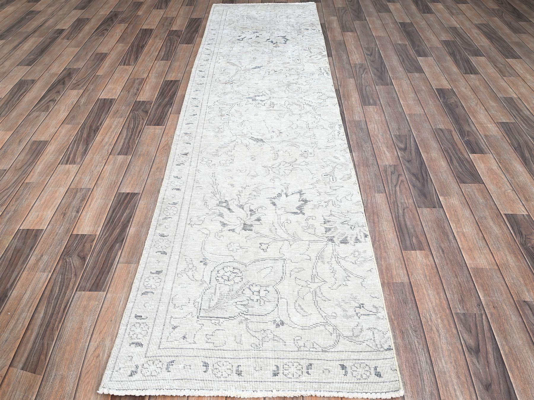Ivory 2'6" x 9'11" Vintage Hand knotted Wool Rug - Sku: O0223