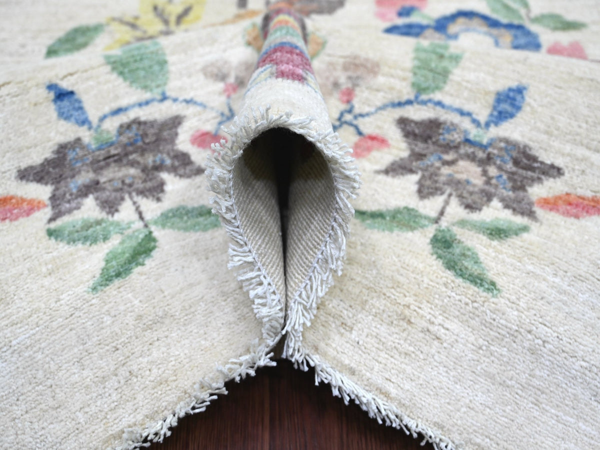Peshawar Oushak hand-knotted wool rug in Ivory, 8'11" x 11'11" — SKU O022426 (view 5)