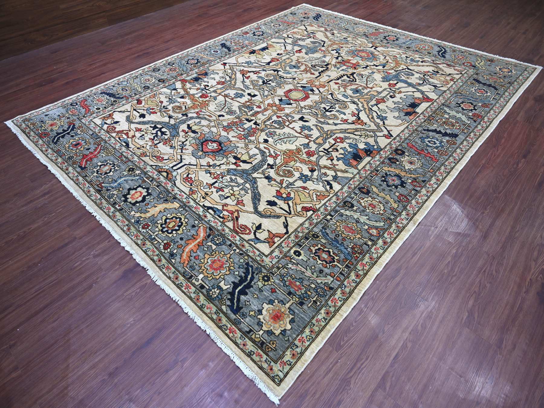 Peshawar Tribal & Geometric hand-knotted wool rug in Ivory & Gray, 9'2" x 11'9" — SKU O022430 (view 3)