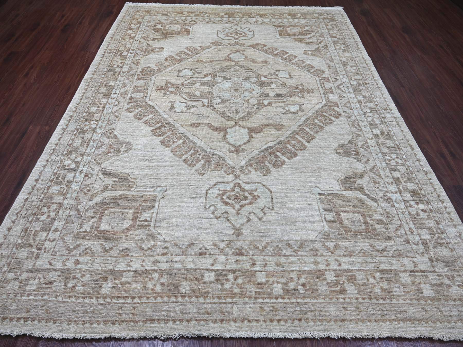 Grey 7'10" x 9'10" Tribal & Geometric Hand knotted Wool Rug - Sku: O022438