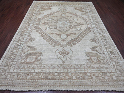 Grey 7'10" x 9'10" Tribal & Geometric Hand knotted Wool Rug - Sku: O022438