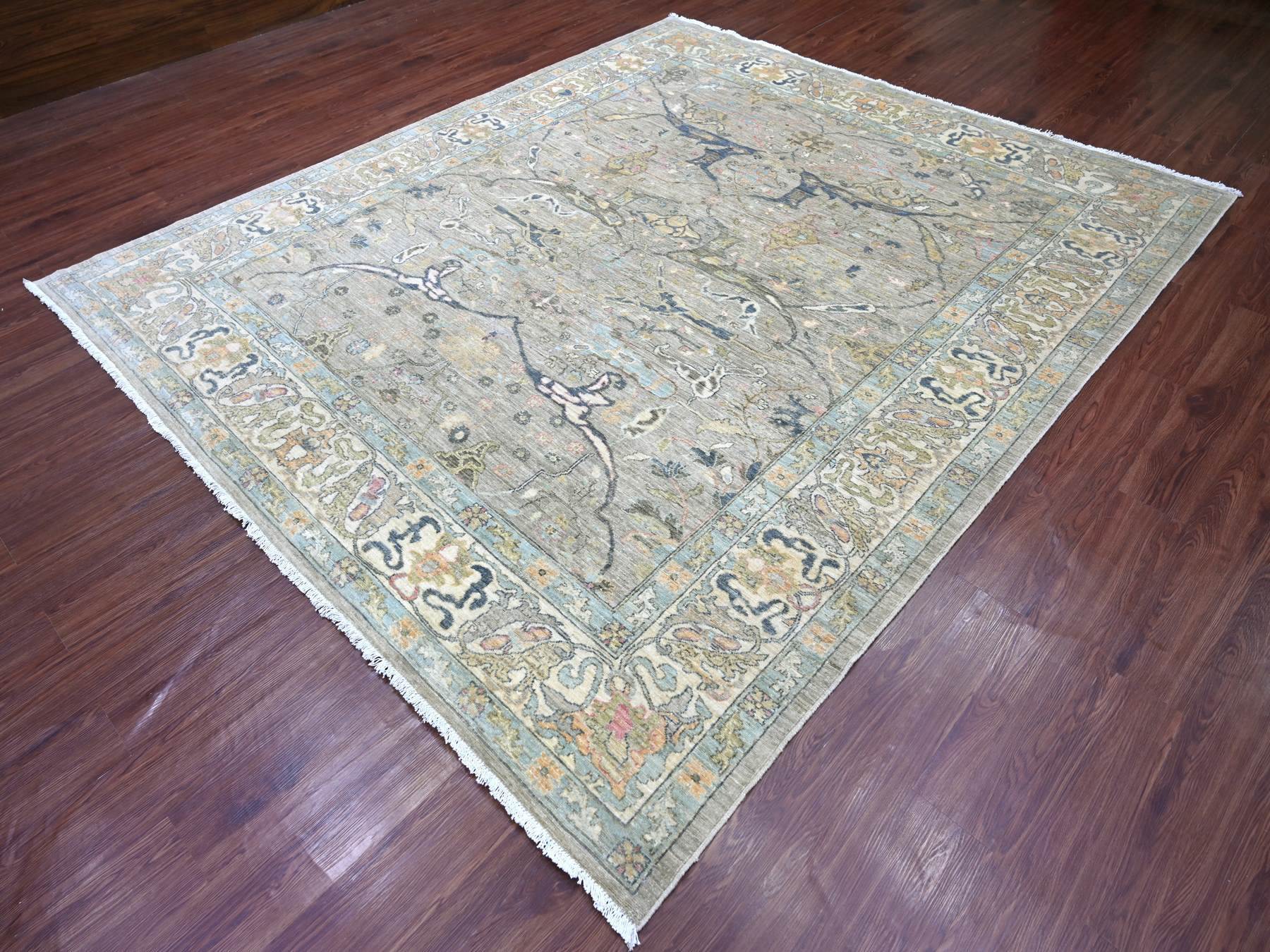 Peshawar Tribal & Geometric hand-knotted wool rug in Gray & Ivory, 8'5" x 9'8" — SKU O022478 (view 3)