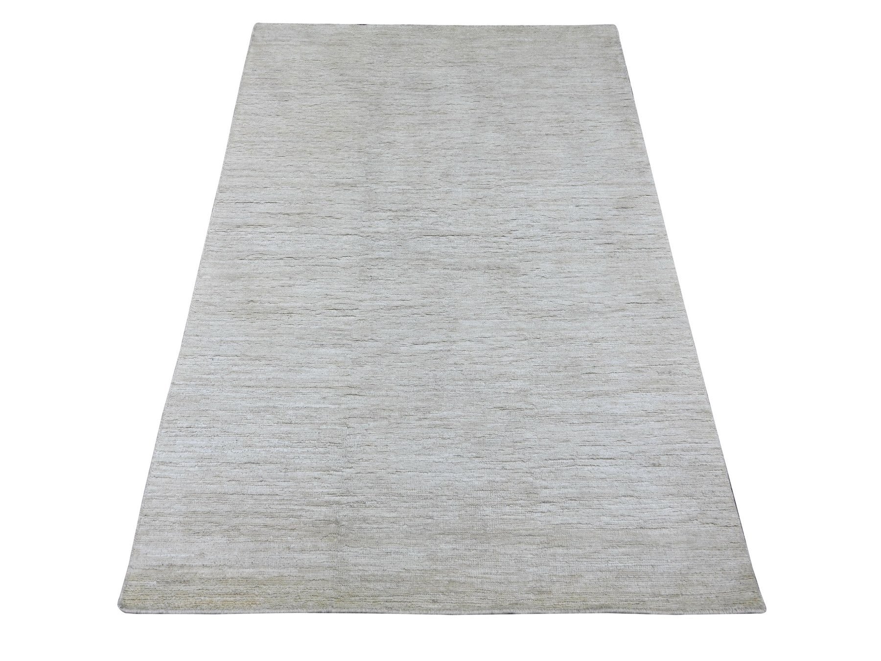 Modern / Contemporary hand-knotted wool rug in Ivory, 3'10" x 5'7" — SKU O022499