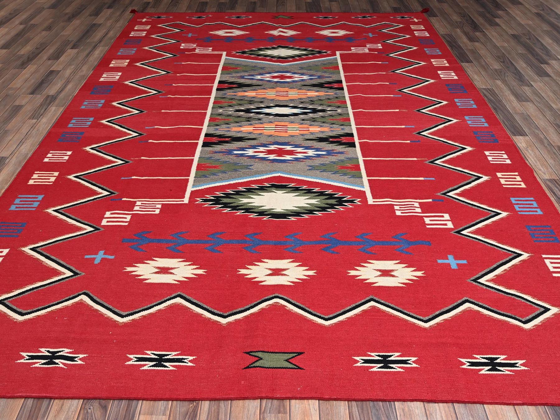 Flat-Weave hand-knotted wool rug in Red, 9' x 12'1" — SKU O02249 (view 2)
