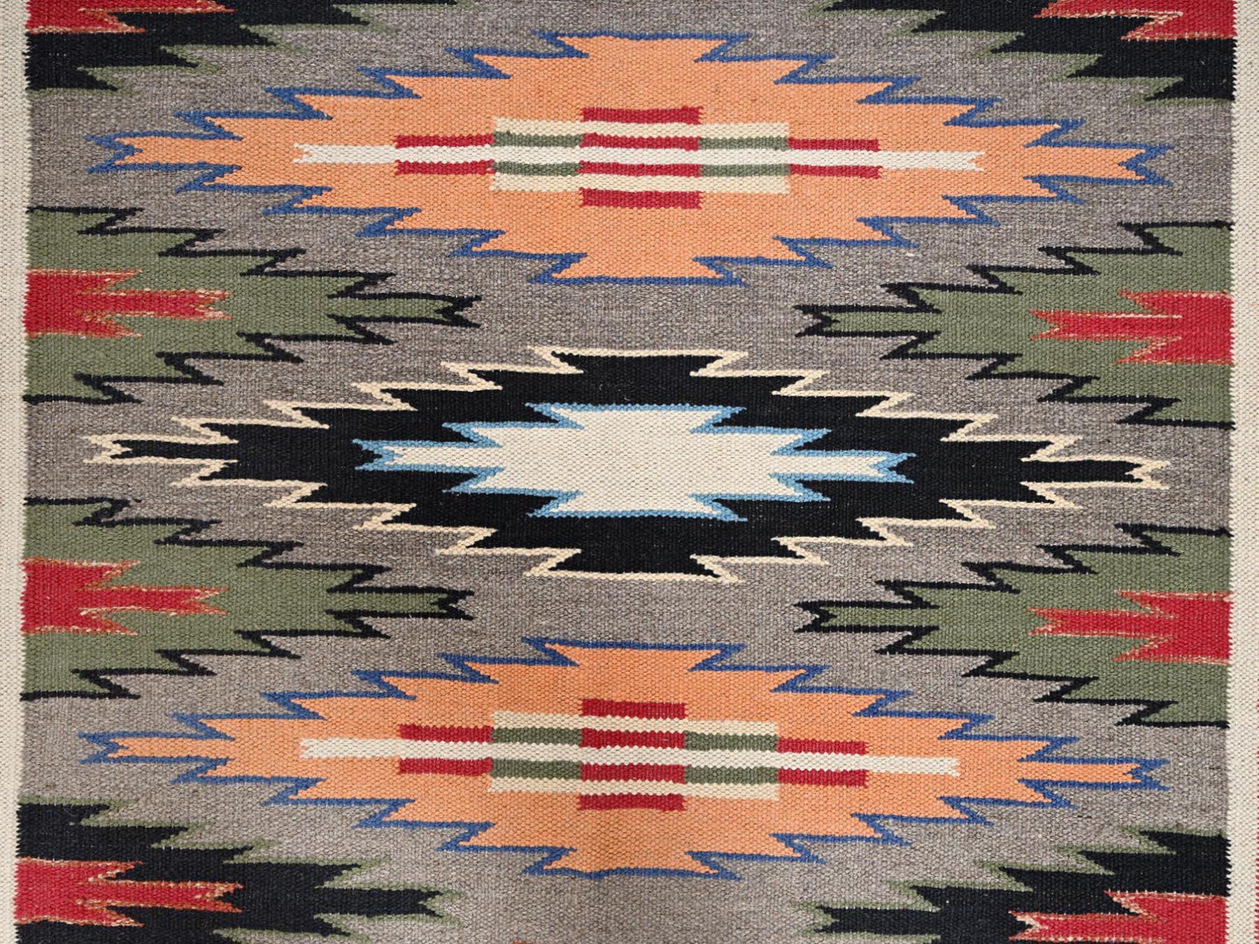 Flat-Weave hand-knotted wool rug in Red, 9' x 12'1" — SKU O02249 (view 4)