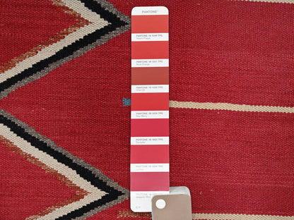 Flat-Weave hand-knotted wool rug in Red, 9' x 12'1" — SKU O02249 (view 5)