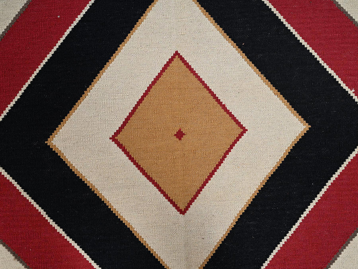 Flat-Weave hand-knotted wool rug in Multicolored & Black, 9'5" x 11'9" — SKU O02252 (view 4)