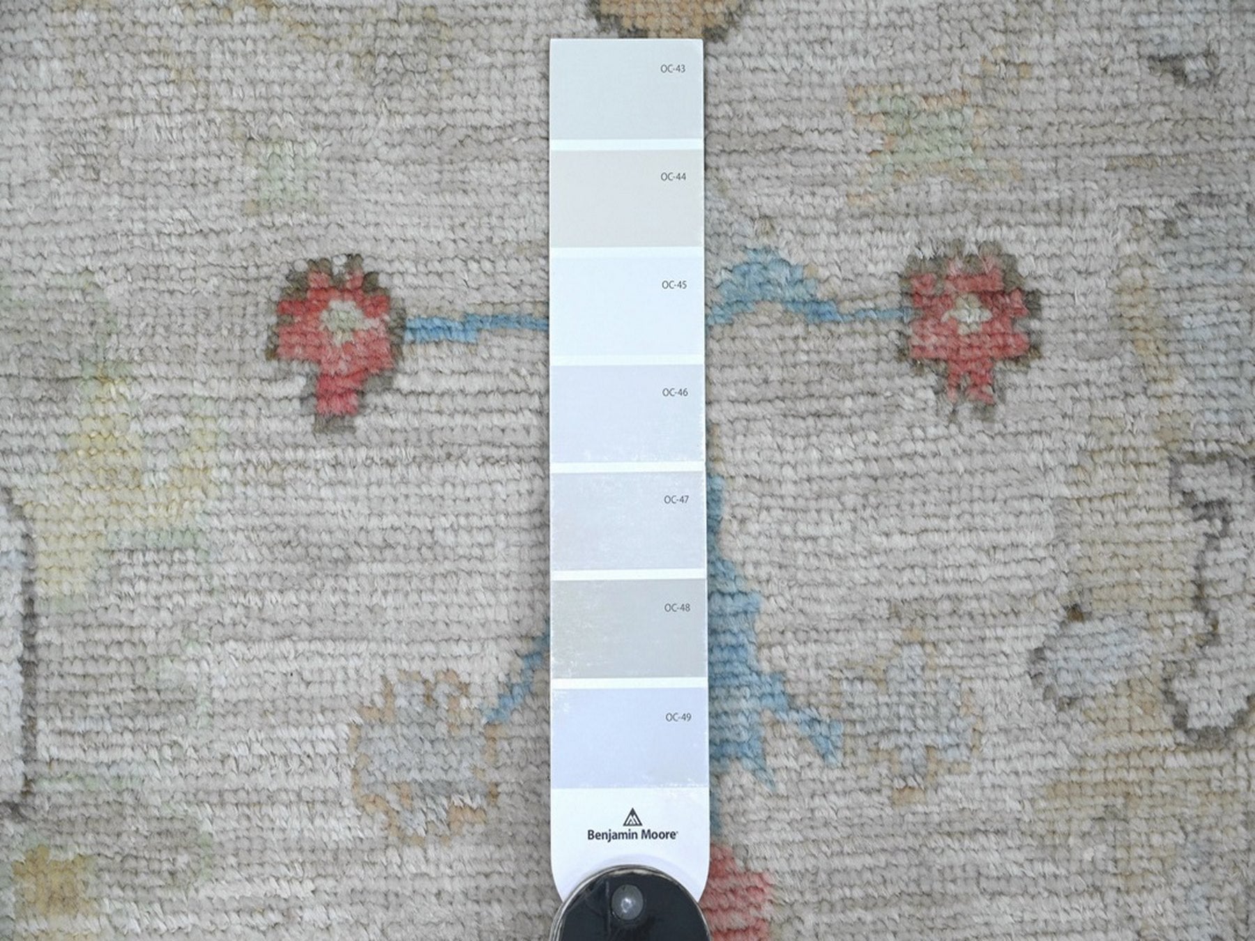 Oushak Oushak hand-knotted wool runner in Gray & Light Blue, 3'11" x 9'7" — SKU O022546 (view 3)