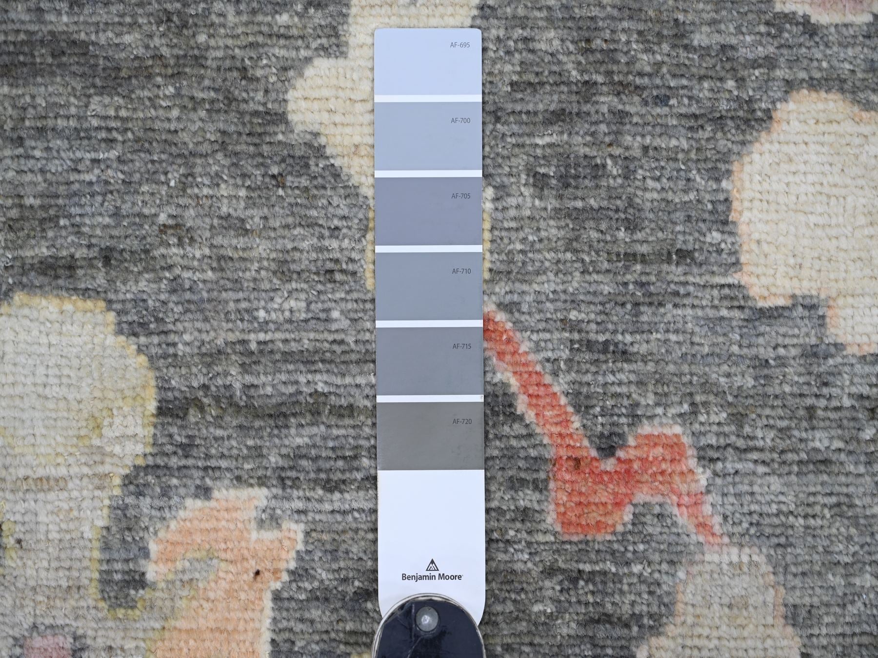 Oushak Oushak hand-knotted wool rug in Gray & Light Gray, 7'11" x 9'9" — SKU O022615 (view 7)