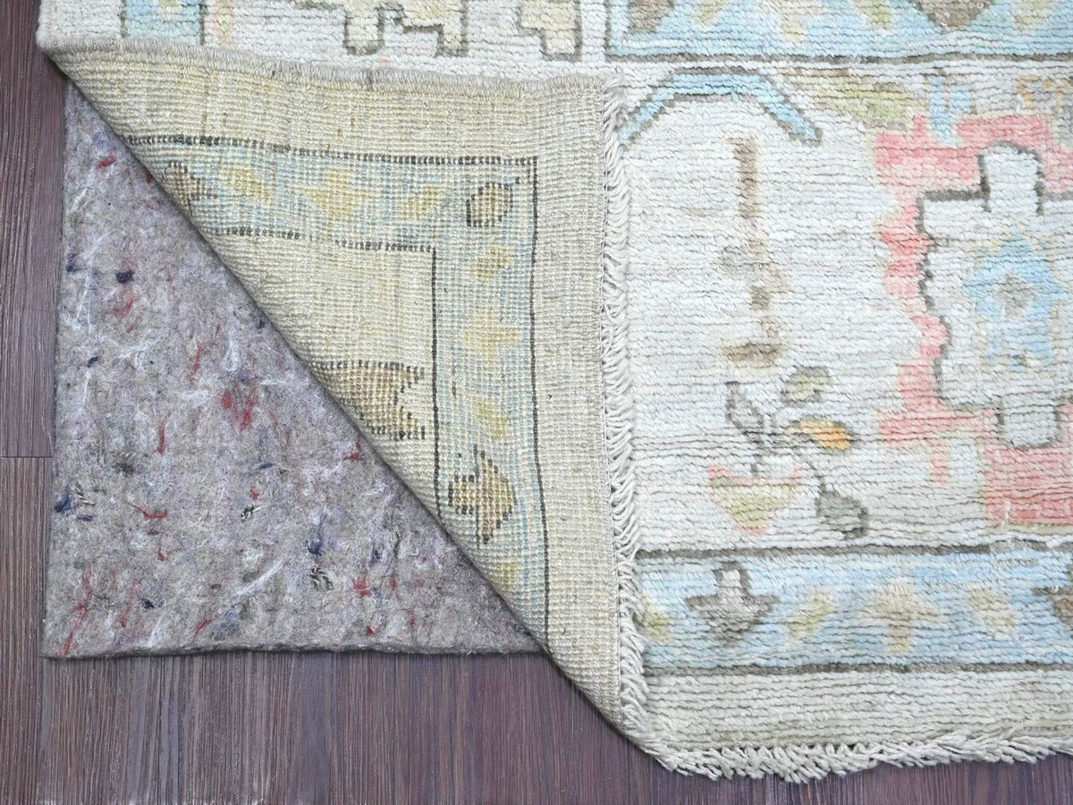 Oushak Oushak hand-knotted wool rug in Gray, 7'11" x 10'1" — SKU O022634 (view 4)