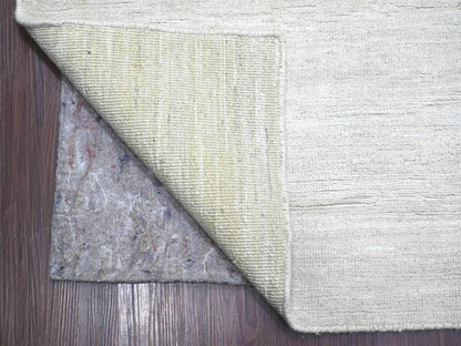 Modern / Contemporary hand-knotted wool rug in Ivory, 9'8" x 13'4" — SKU O022658 (view 4)