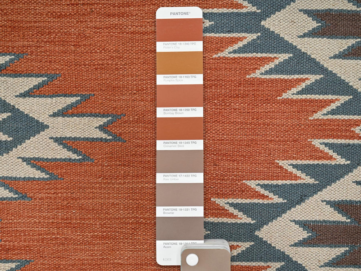 Flat-Weave hand-knotted wool rug in Orange, 8'2" x 9'9" — SKU O02265 (view 5)