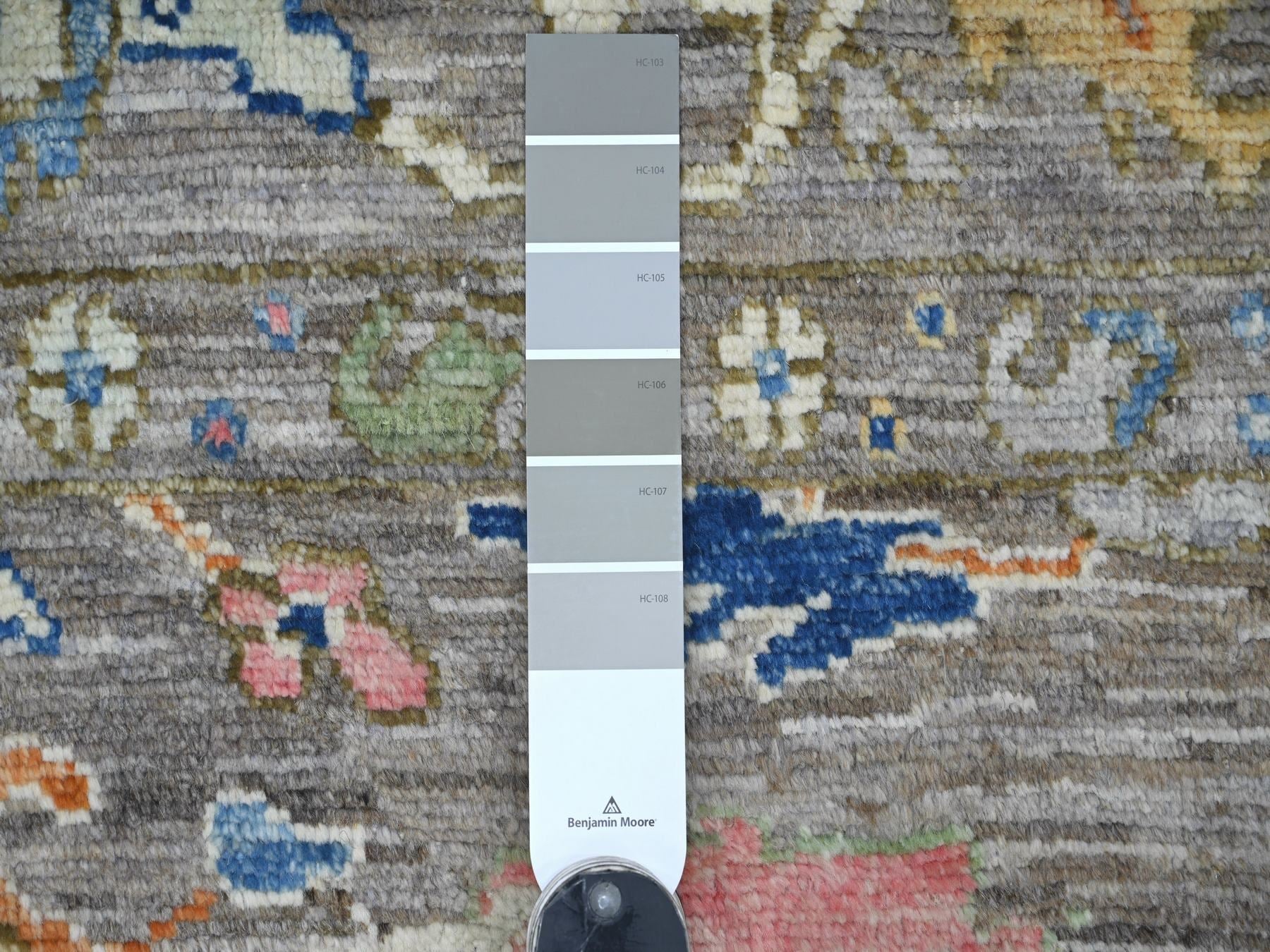 Oushak Oushak hand-knotted wool rug in Gray, 7'10" x 7'11" — SKU O022682 (view 7)