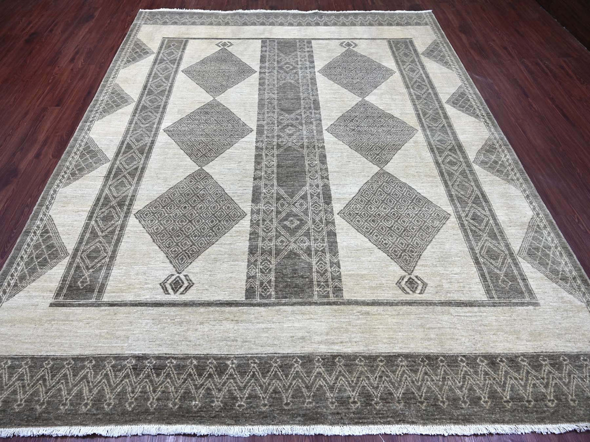 Tribal & Geometric hand-knotted wool rug in Ivory, 8' x 9'7" — SKU O022695 (view 2)