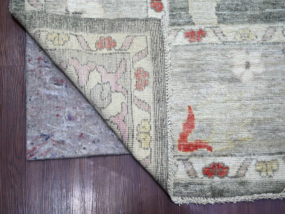Oushak Oushak hand-knotted wool rug in Gray & Light Gray, 9'1" x 11'11" — SKU O022704 (view 4)