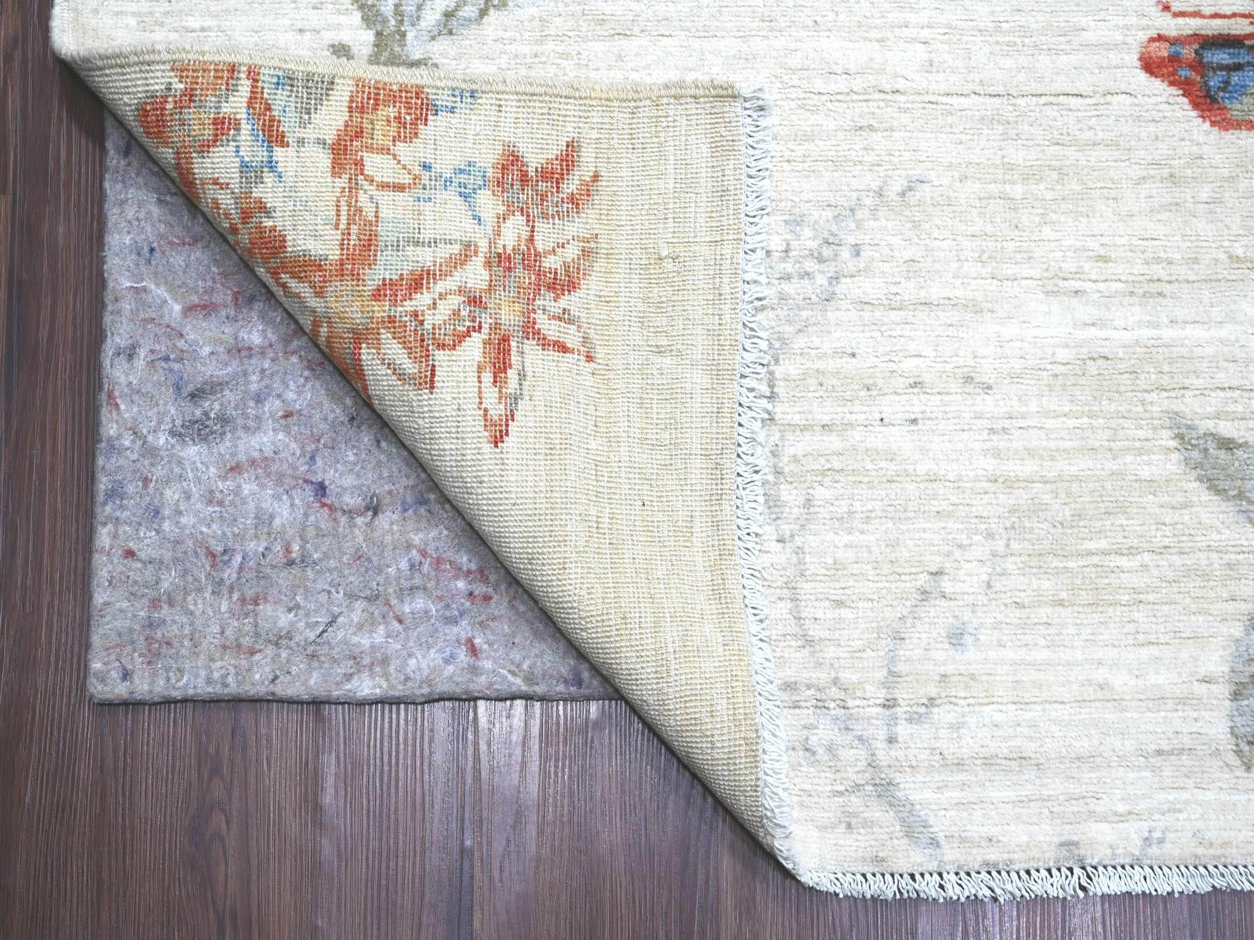 Peshawar Modern / Contemporary hand-knotted wool rug in Ivory, 9'11" x 14'1" — SKU O022712 (view 4)