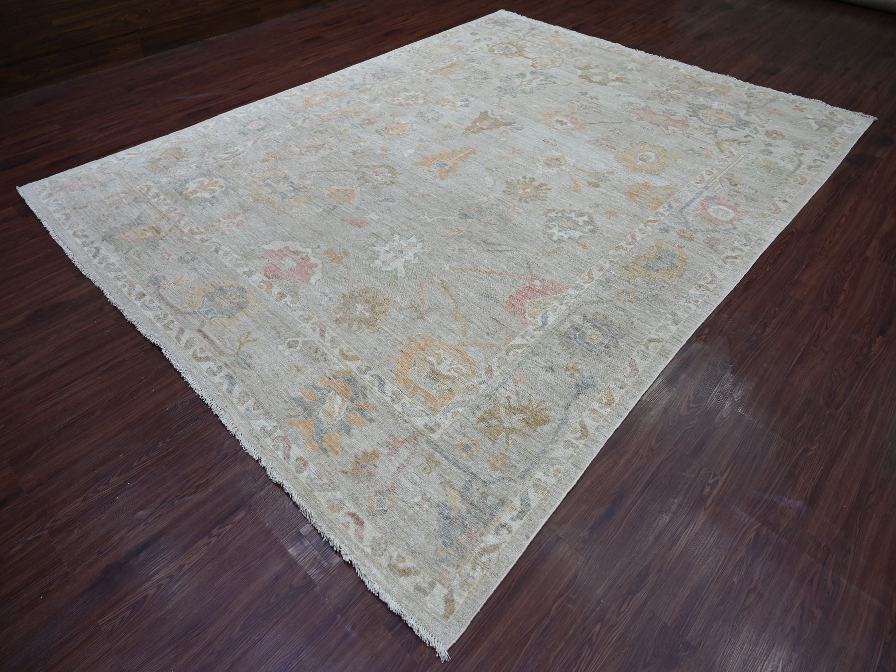 Oushak Oushak hand-knotted wool rug in Gray, 8'10" x 11'7" — SKU O022739 (view 3)