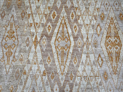 Tribal & Geometric hand-knotted wool rug in Gray, 8'10" x 11'8" — SKU O022746 (view 8)