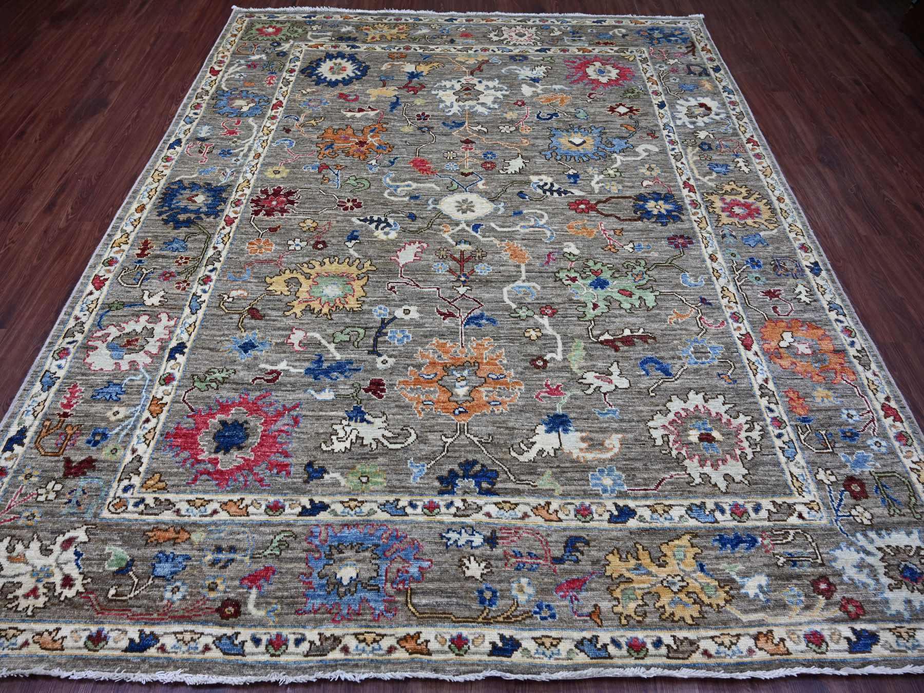 Oushak Oushak hand-knotted wool rug in Gray, 8' x 9'6" — SKU O022748 (view 2)