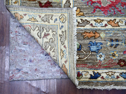 Oushak Oushak hand-knotted wool rug in Gray, 8' x 9'6" — SKU O022748 (view 4)
