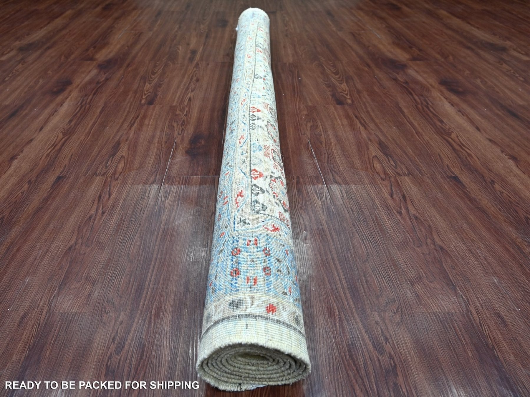Mamluk Mamluk hand-knotted wool rug in Ivory & Blue, 6'1" x 8'10" — SKU O022769 (view 4)